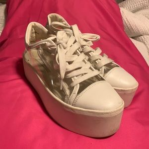 Steve Madden platform tennis shoes